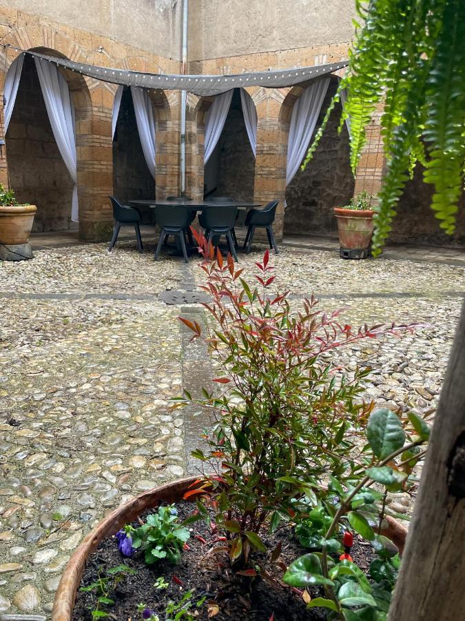 Orvieto: Spacious 3Br 3Ba Apartment With Balcony & Patio Eksteriør bilde